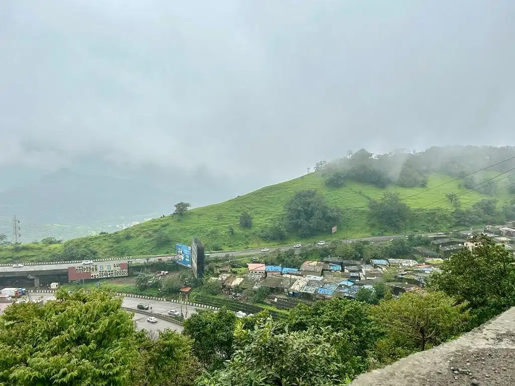 Hotels near Reversing Station