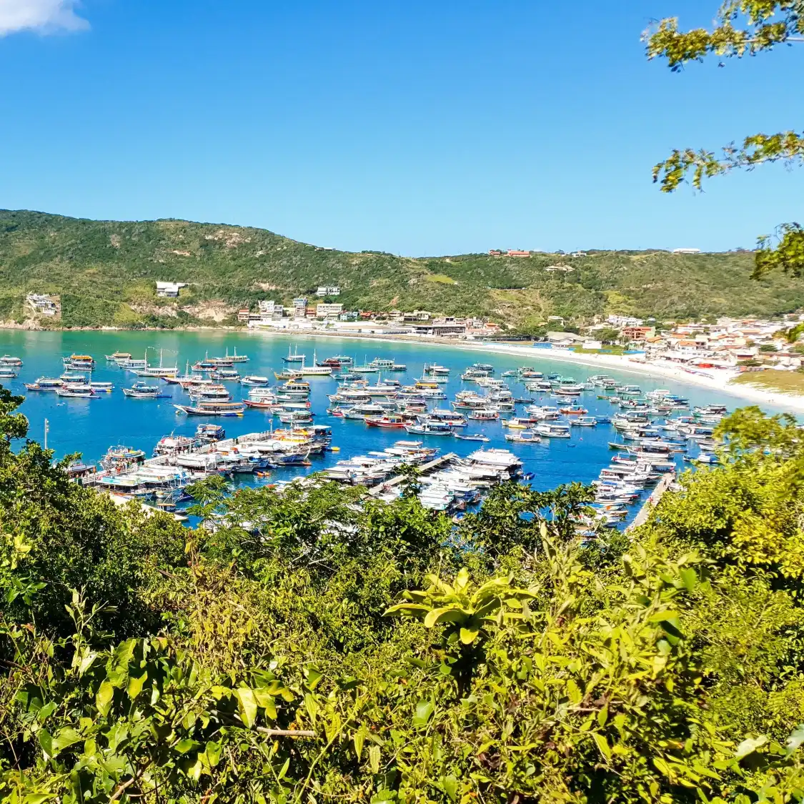 Hotels near Praia dos Anjos