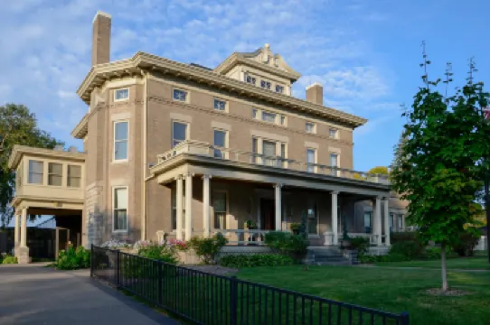 Muscatine Art Center