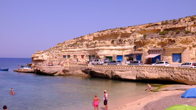 Daħlet Qorrot Beach