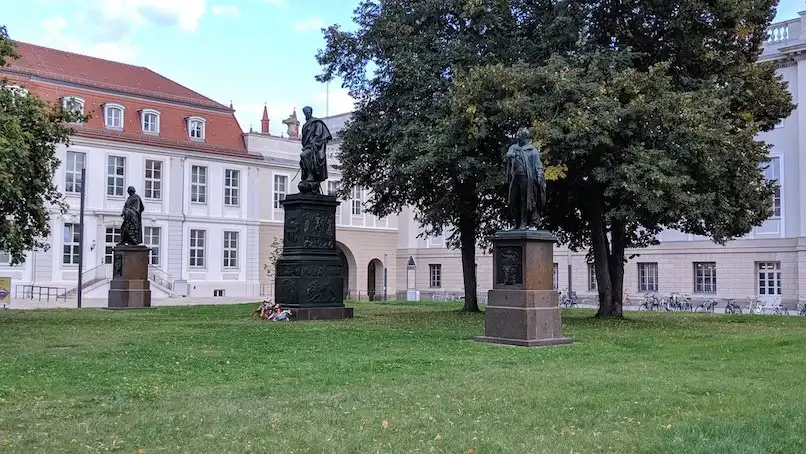 Hotel in zona Denkmal General Gneisenau