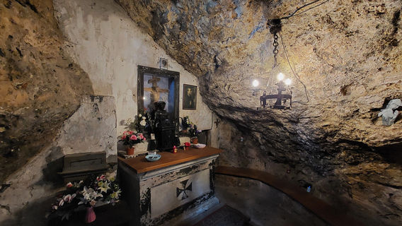 Grotta di San Filippo Benizi