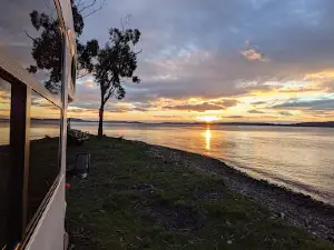 Gordon Foreshore Reserve campground