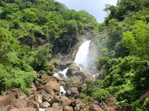 Waesai Waterfall