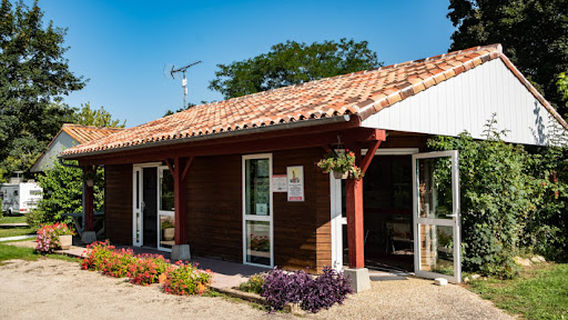 Camping Municipal de l'Autize dans le marais poitevin