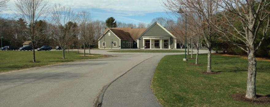 Topsham Public Library