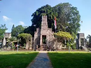 Petirtaan Tirto Kamandanu