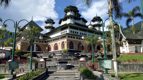 Muko Muko Park Maninjau