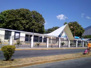 Plaza Bolívar El Limón