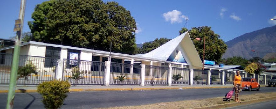 Plaza Bolívar El Limón
