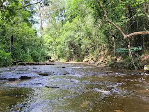 ទឹកធ្លាក់តាម៉ា - Tama Waterfall