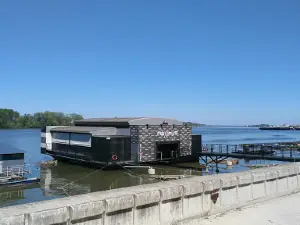 Splav maximus (Vasa V.I.P.)