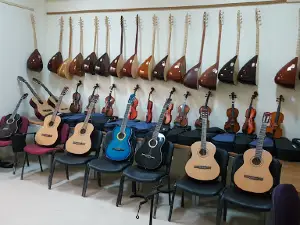 Kapalı Spor Sahası