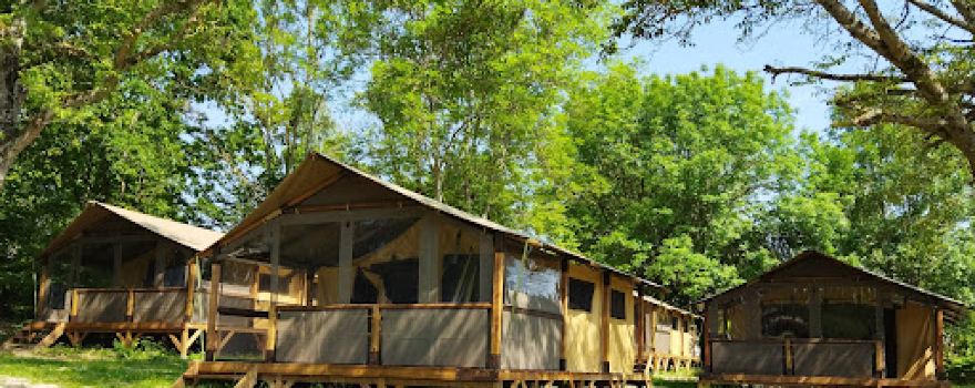 Camping Les Petits Pres