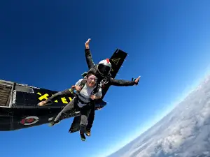 XIELO ZONA 25 = PARACAIDISMO/ SKYDIVE