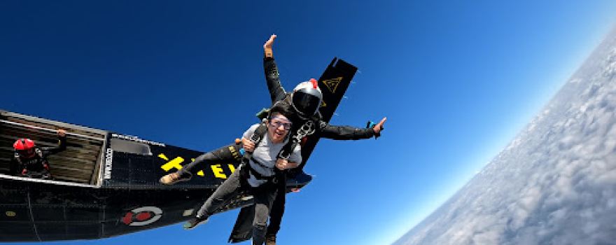 XIELO ZONA 25 = PARACAIDISMO/ SKYDIVE