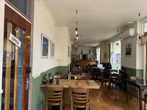 Olijfboom Greek Cuisine