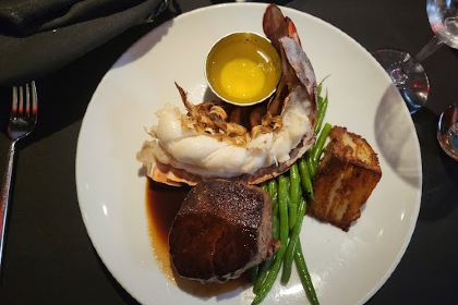 SeaBlue Restaurant & Wine Bar