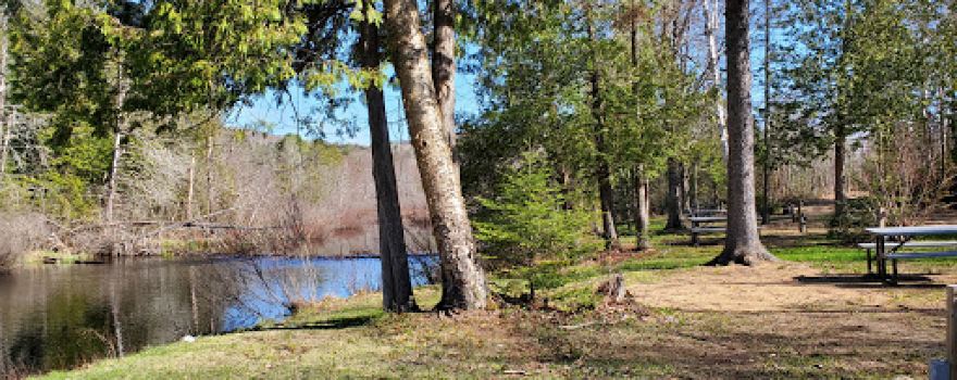 Camping at Lac Schryer
