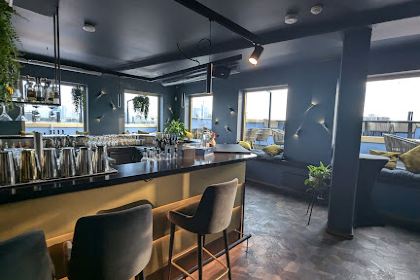 Blasky Restaurant & Bar