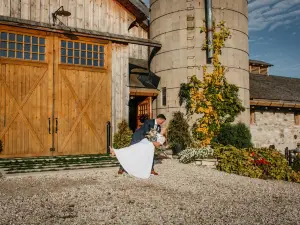 Brussels Four Winds Barn- Wedding and Events Space