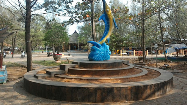 Pantai Pasir Kencana