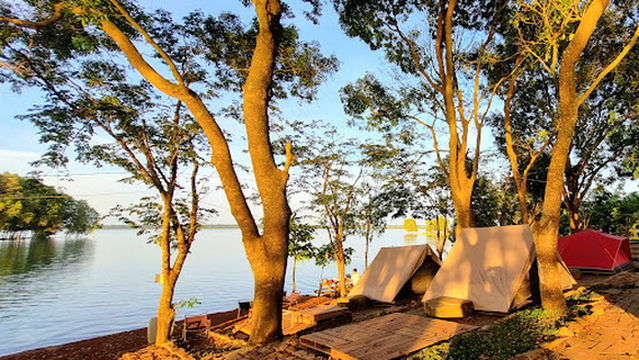 Mada Lakeview Camping