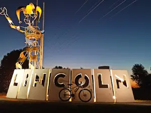 Roundabout Lincoln.