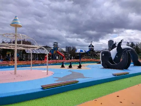 Hotel in zona Noshi Park