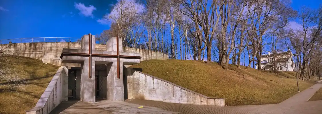 Отели рядом с достопримечательностью «The Memorial Complex of the Tuskulėnai Peace Park»