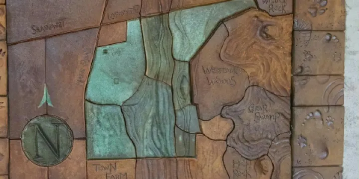 Weetamoo Woods & Pardon Gray Preserve