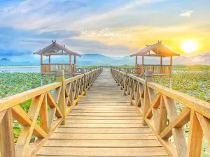 Danau Lebo Taliwang