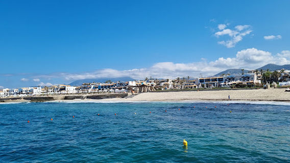 Paralia Anissaras