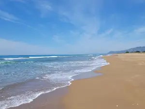 Camping Tholo Beach