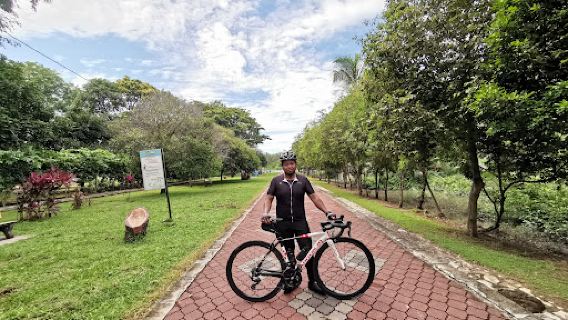 Kelab Golf Tanjong Emas