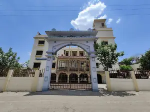 Ambejogai Bhakt Nivas