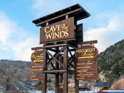 風の洞窟山岳公園