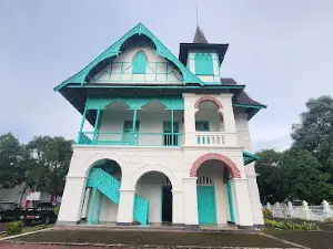 Villa Yuliana (Museum)