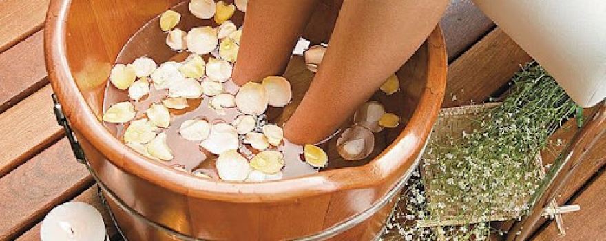 Massage chí linh