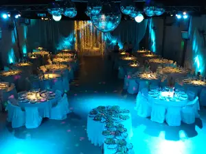 Salón "Los Maderos"