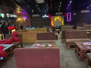 Ojas Lounge And Club