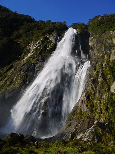 Milford Sound Lodge - Campervan Park
