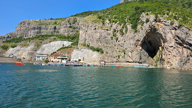 Komani Lake View Point