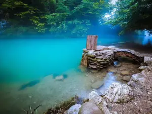 Tsisferi Lake