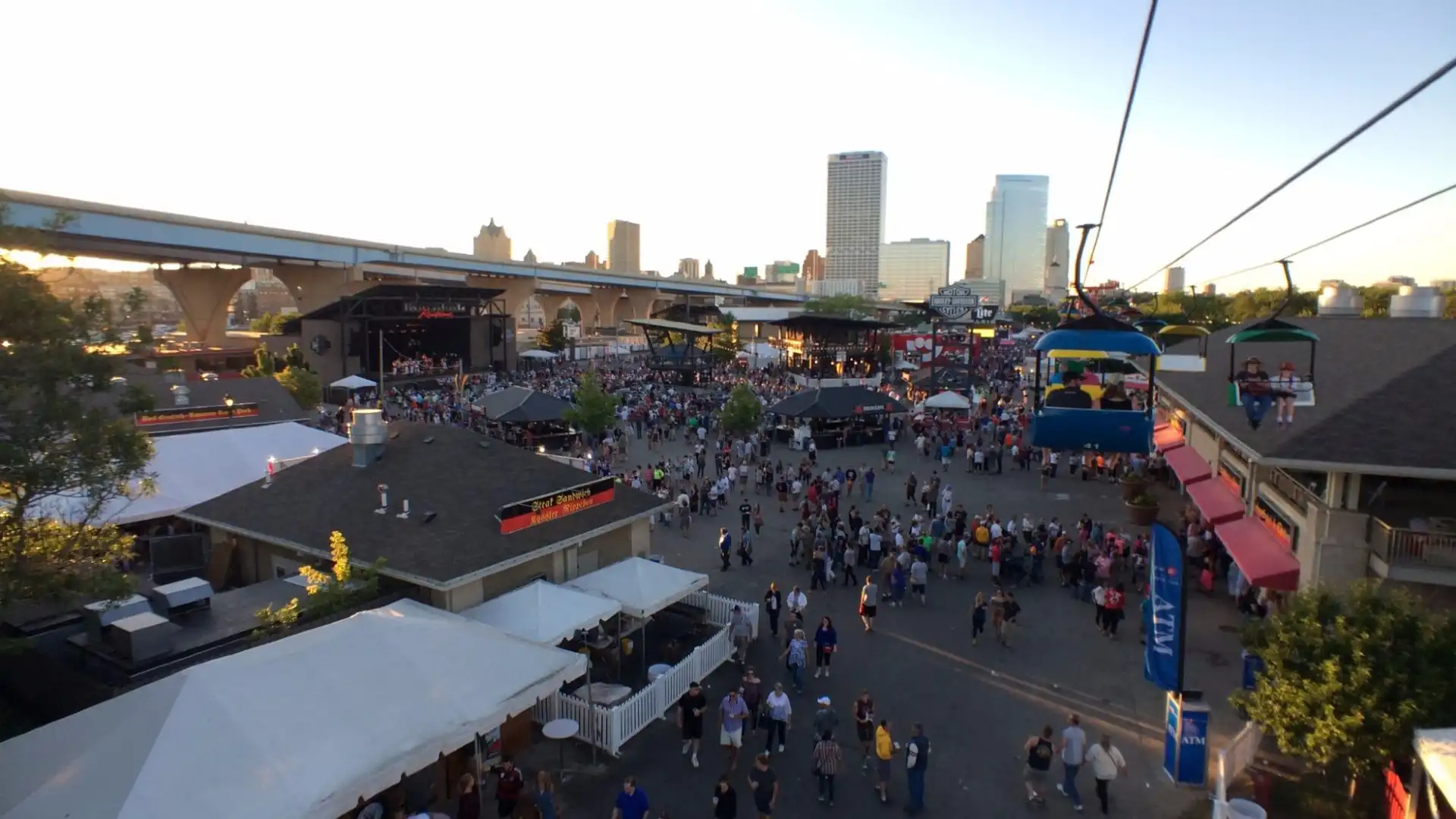 Hotels near Henry Maier Festival Park by Milwaukee World Festival, Inc.