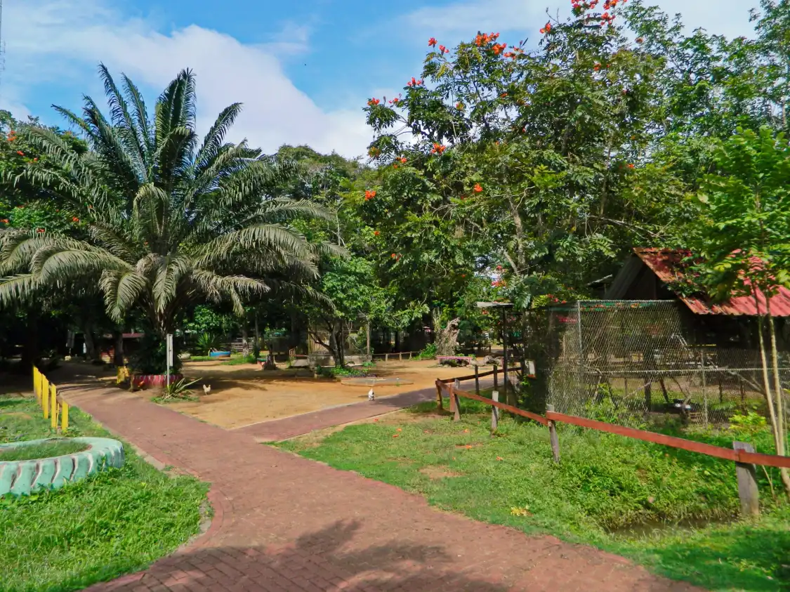 Hotels near Paramaribo Zoo