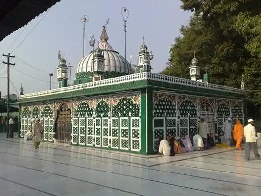 Hotels near Piran Kaliyar Sharif