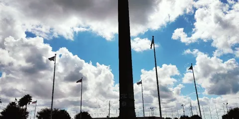 麥卡倫劇院（會展中心）