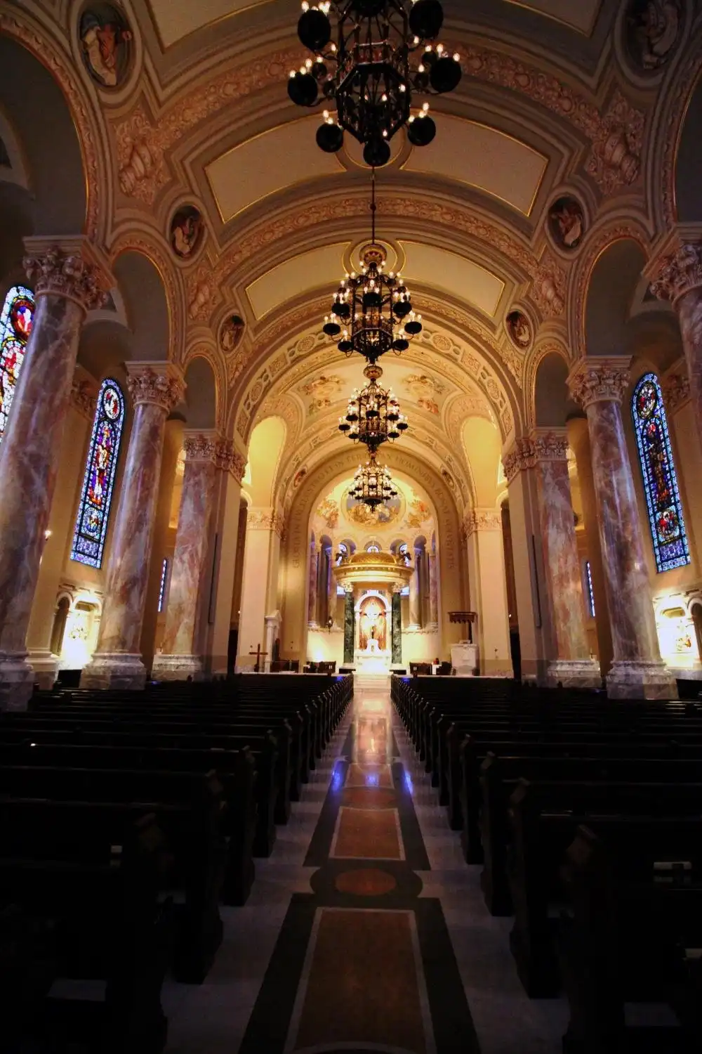Hotel dekat St. Joseph Cathedral