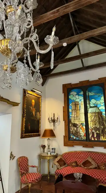 Hotels near Museum of Glass and Crystal